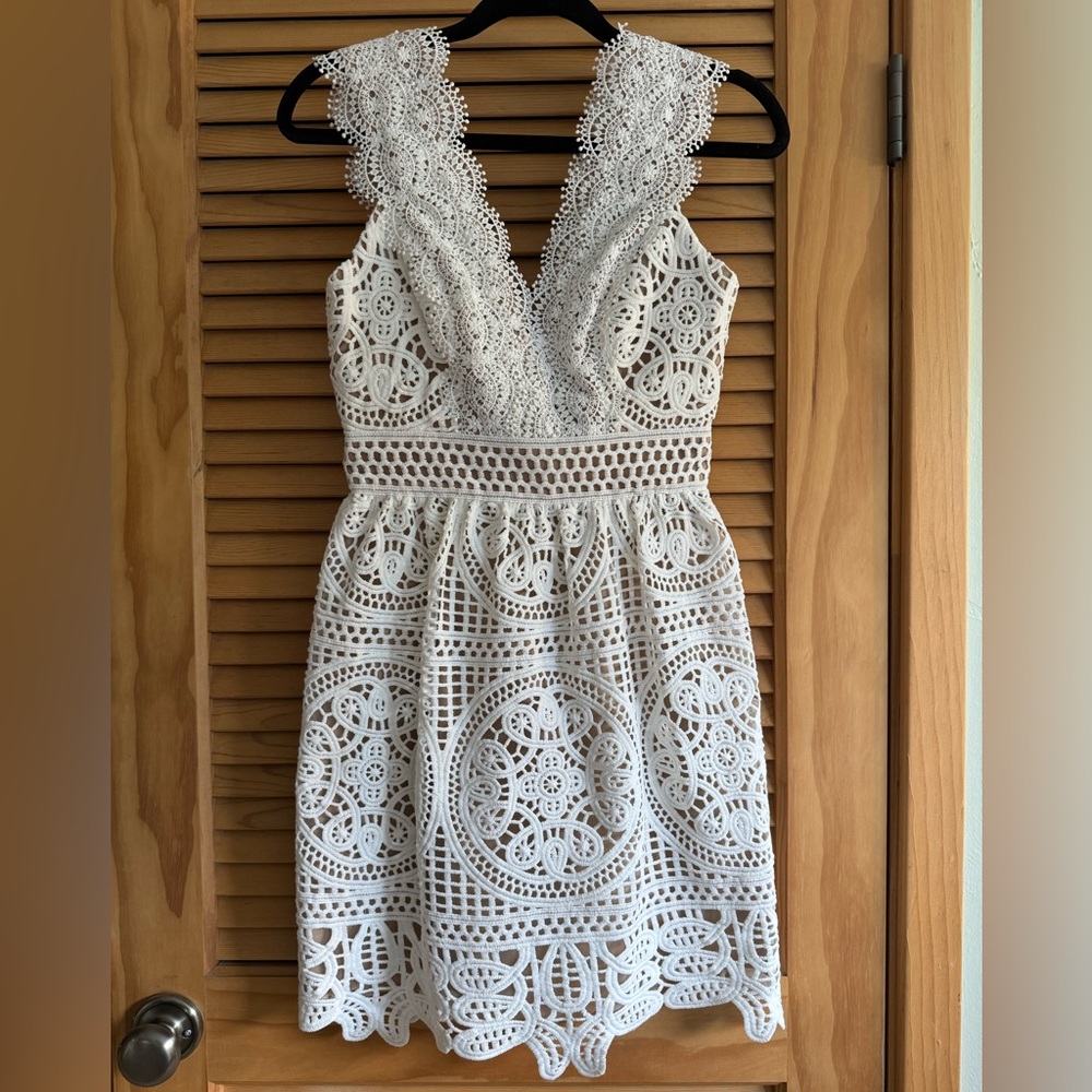 Lace dress